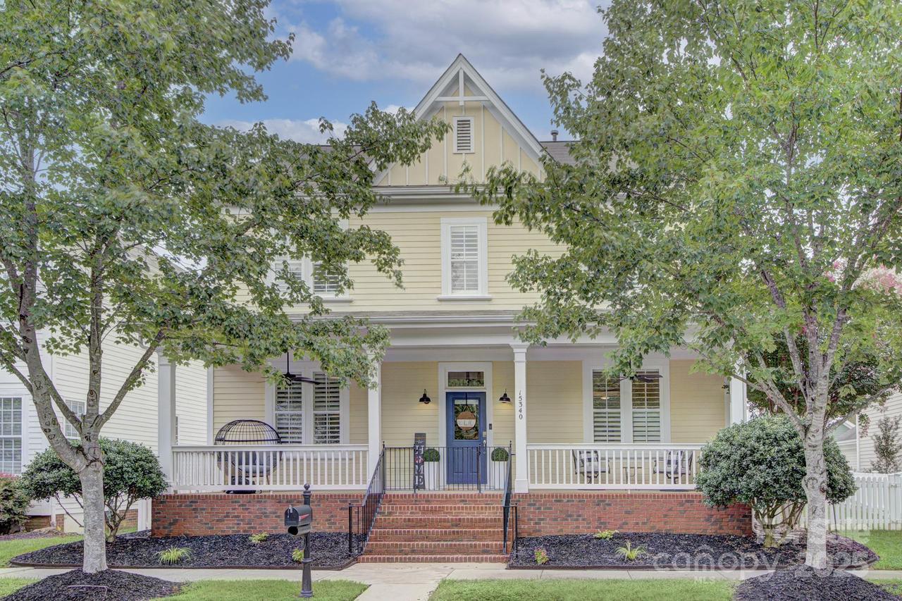 15340 Barnsbury Dr., Huntersville, NC 28078