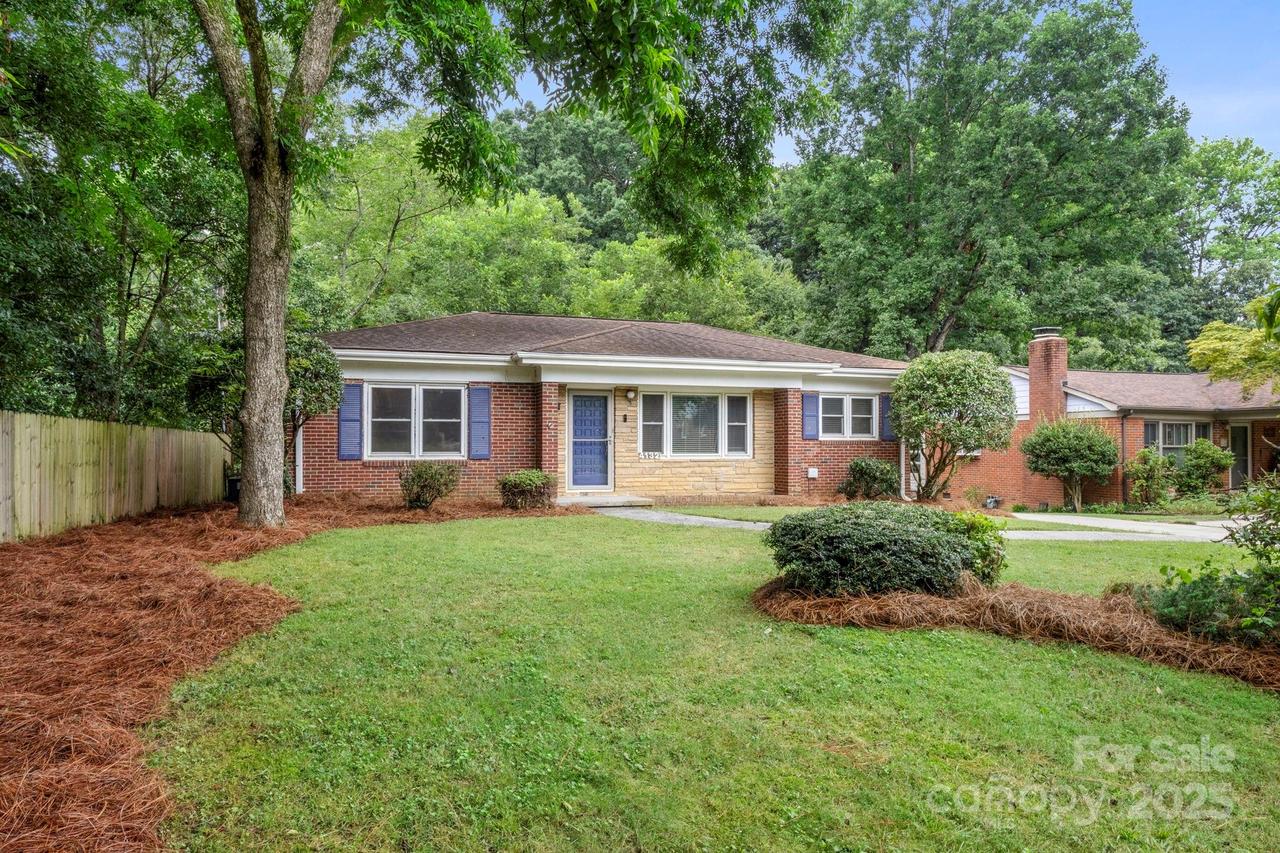 4132 Greenhaven Ln., Charlotte, NC 28205