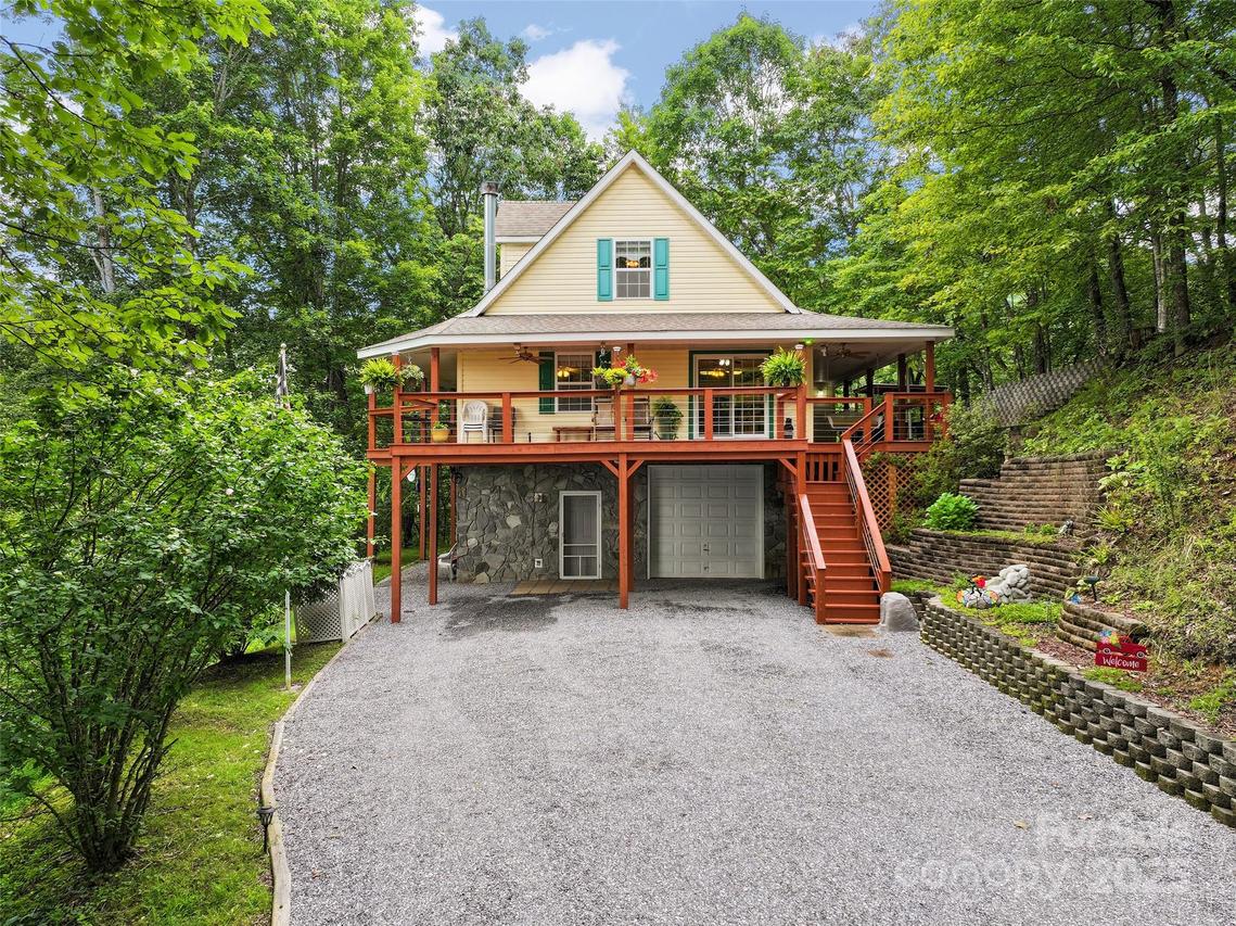 96 Brentwood Tr., Sylva, NC 28779