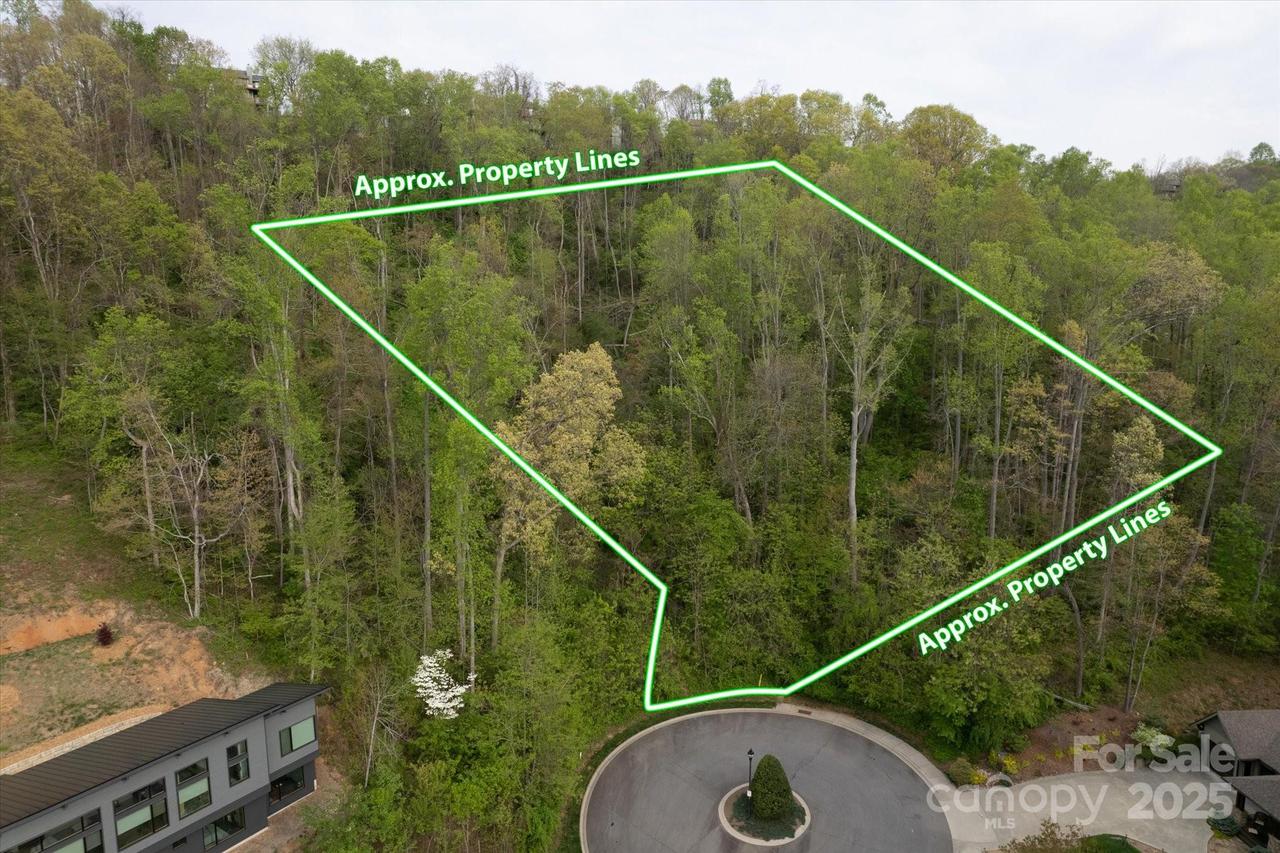 20 La Grange Dr. #25, Asheville, NC 28805