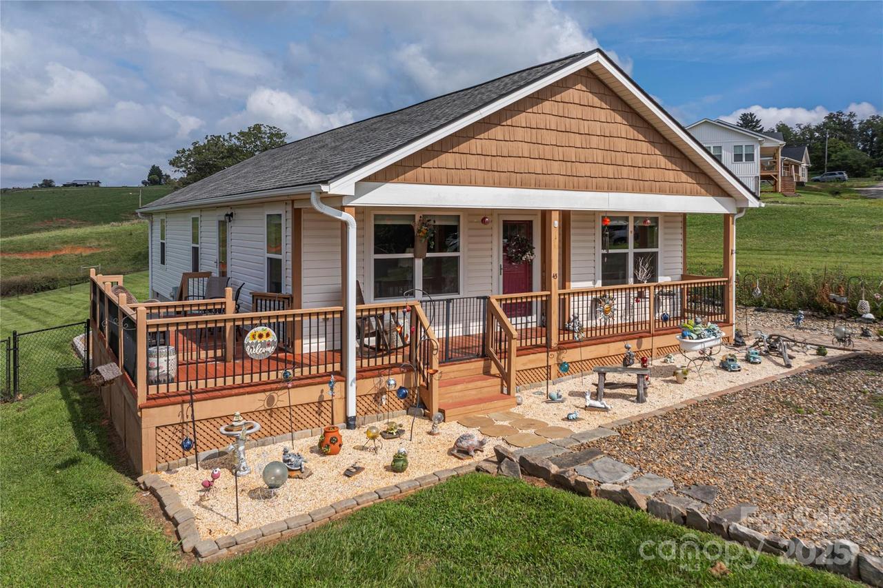 43 Paul Bridges Rd., Alexander, NC 28701