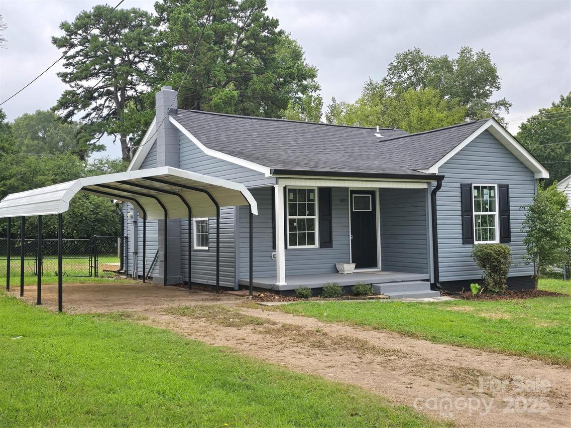 107 W 21st St., Kannapolis, NC 28081