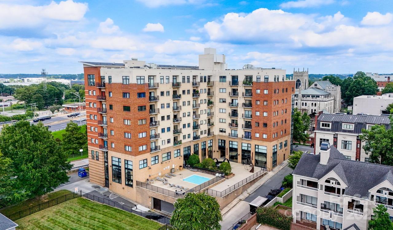 715 N Church St. #215, Charlotte, NC 28202
