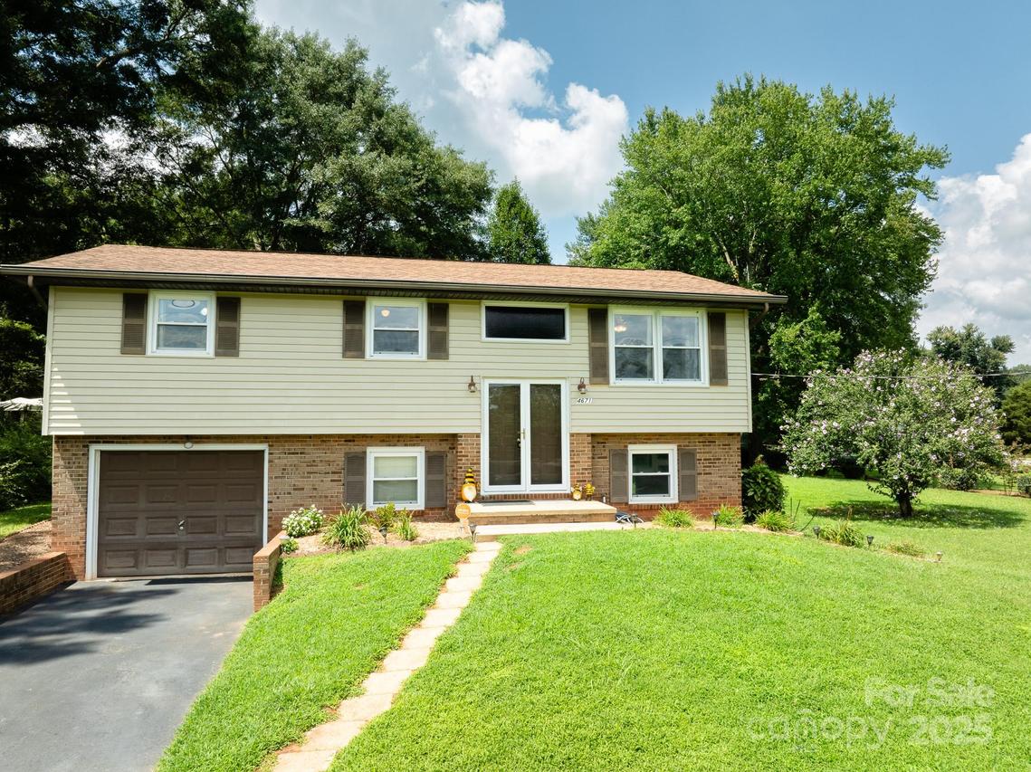 4671 Crystal St., Claremont, NC 28610