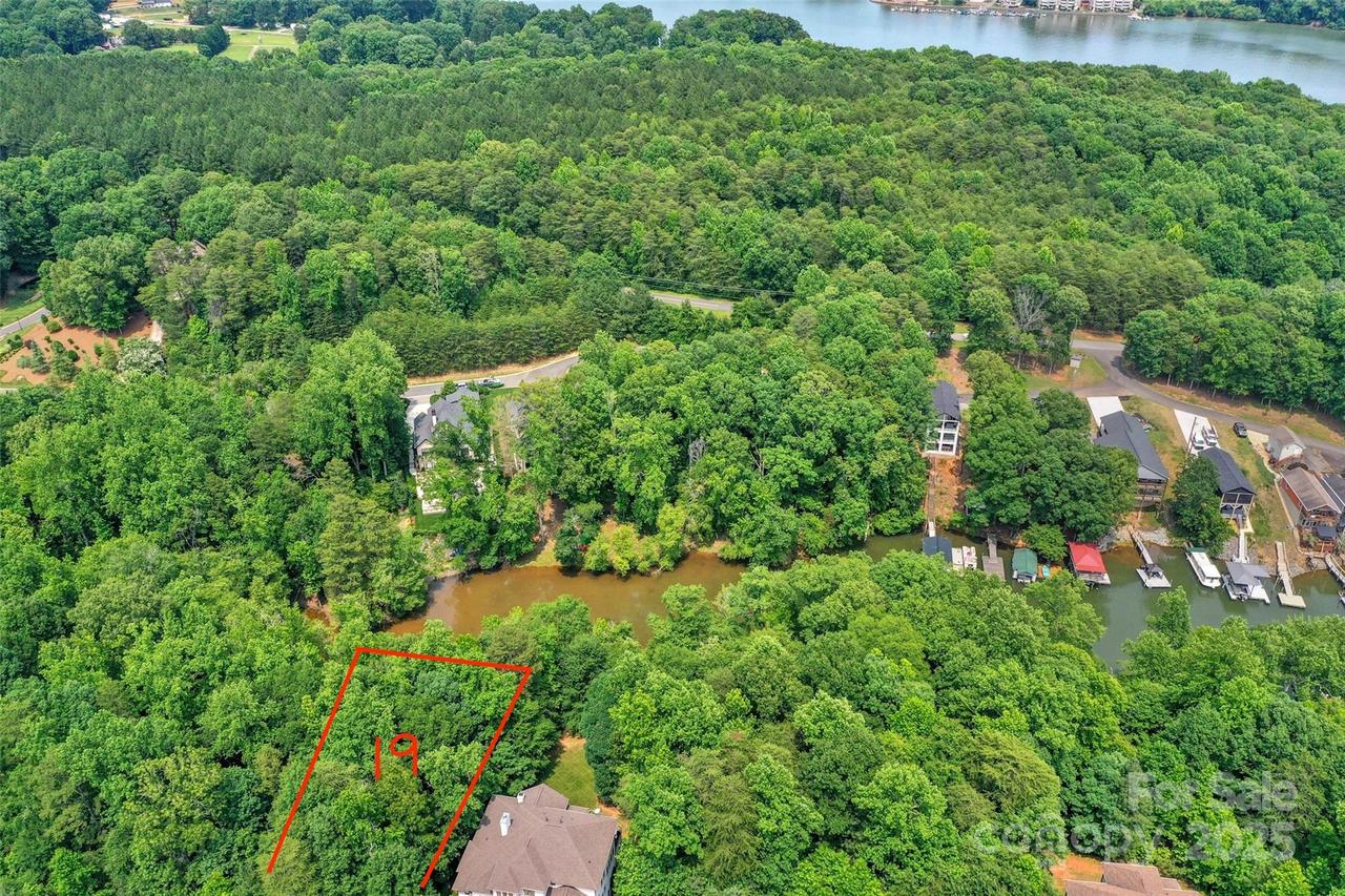 2021 Beauhaven Ln. #19, Belmont, NC 28012