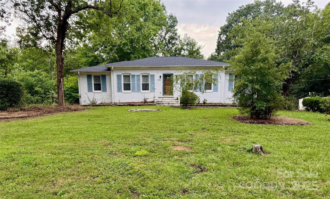 590 Crestmont Dr., Concord, NC 28025