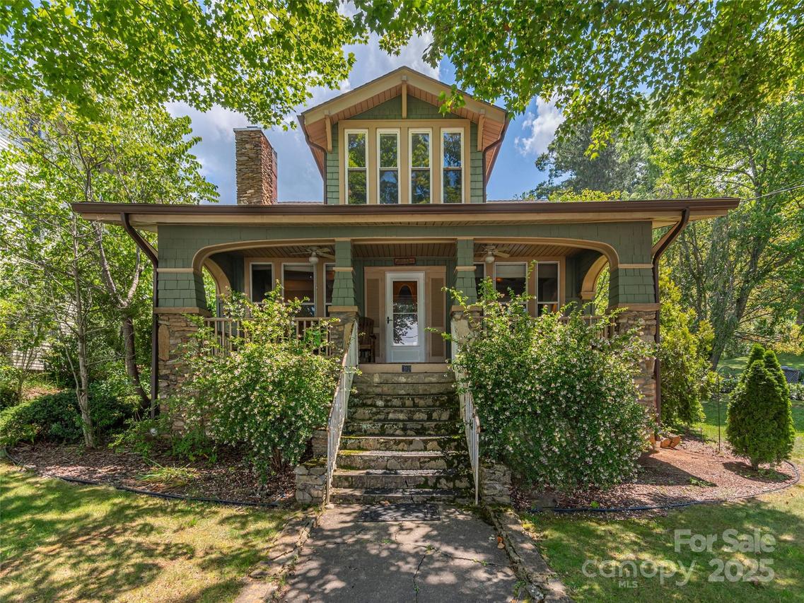 213 Chapel Dr., Lake Junaluska, NC 28745