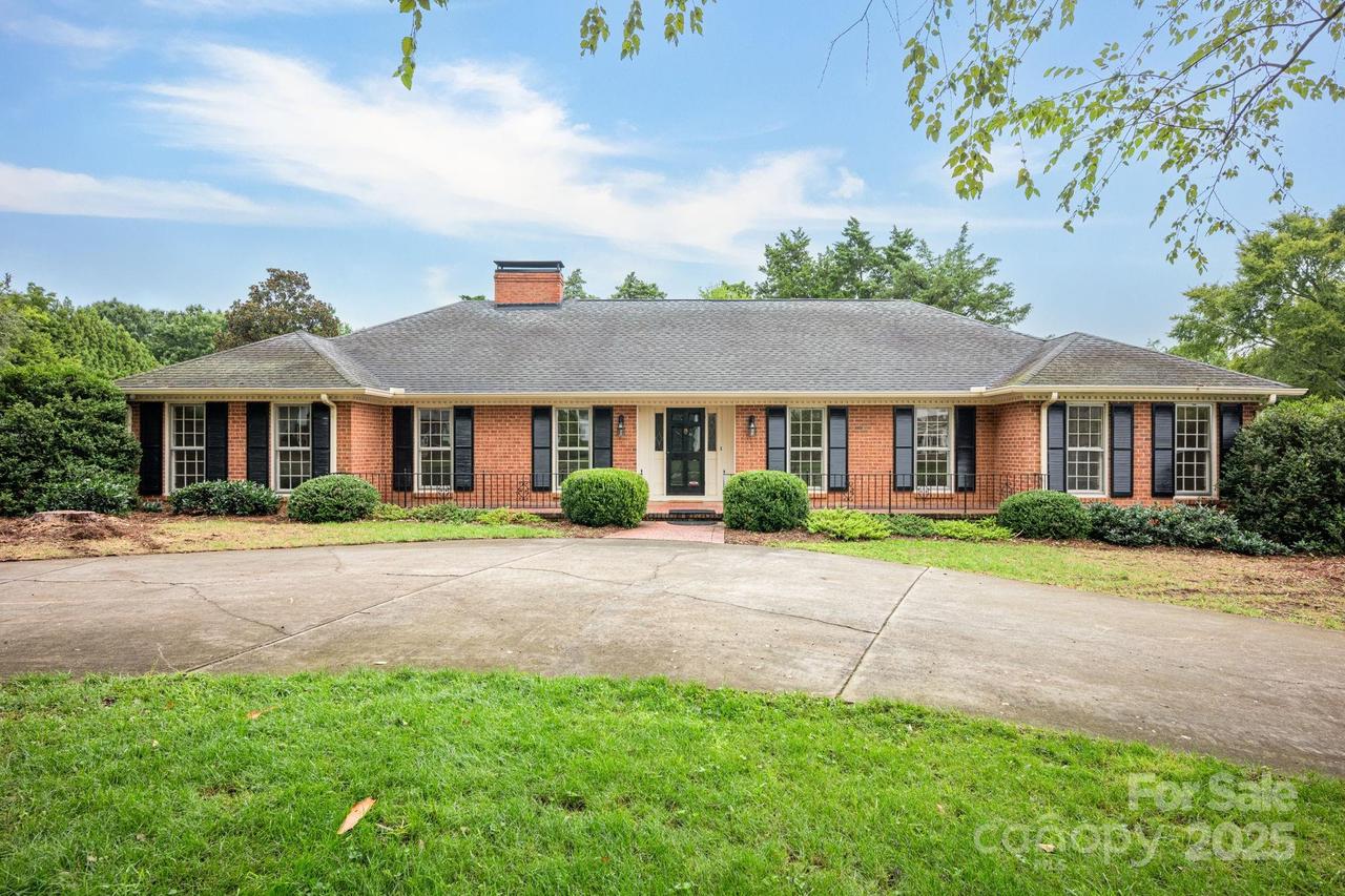 4815 Sentinel Post Rd., Charlotte, NC 28226