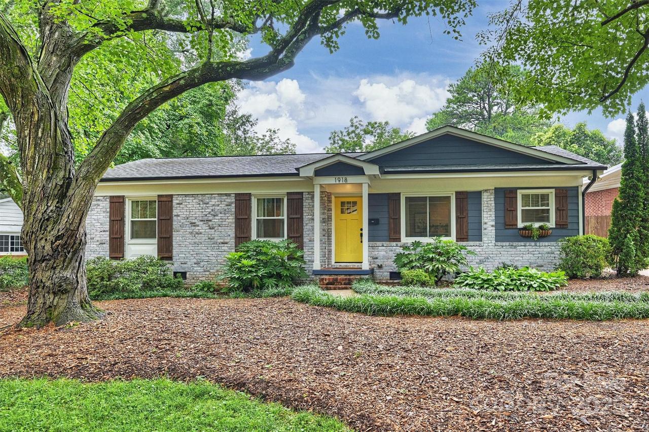1918 Woodland Dr., Charlotte, NC 28205
