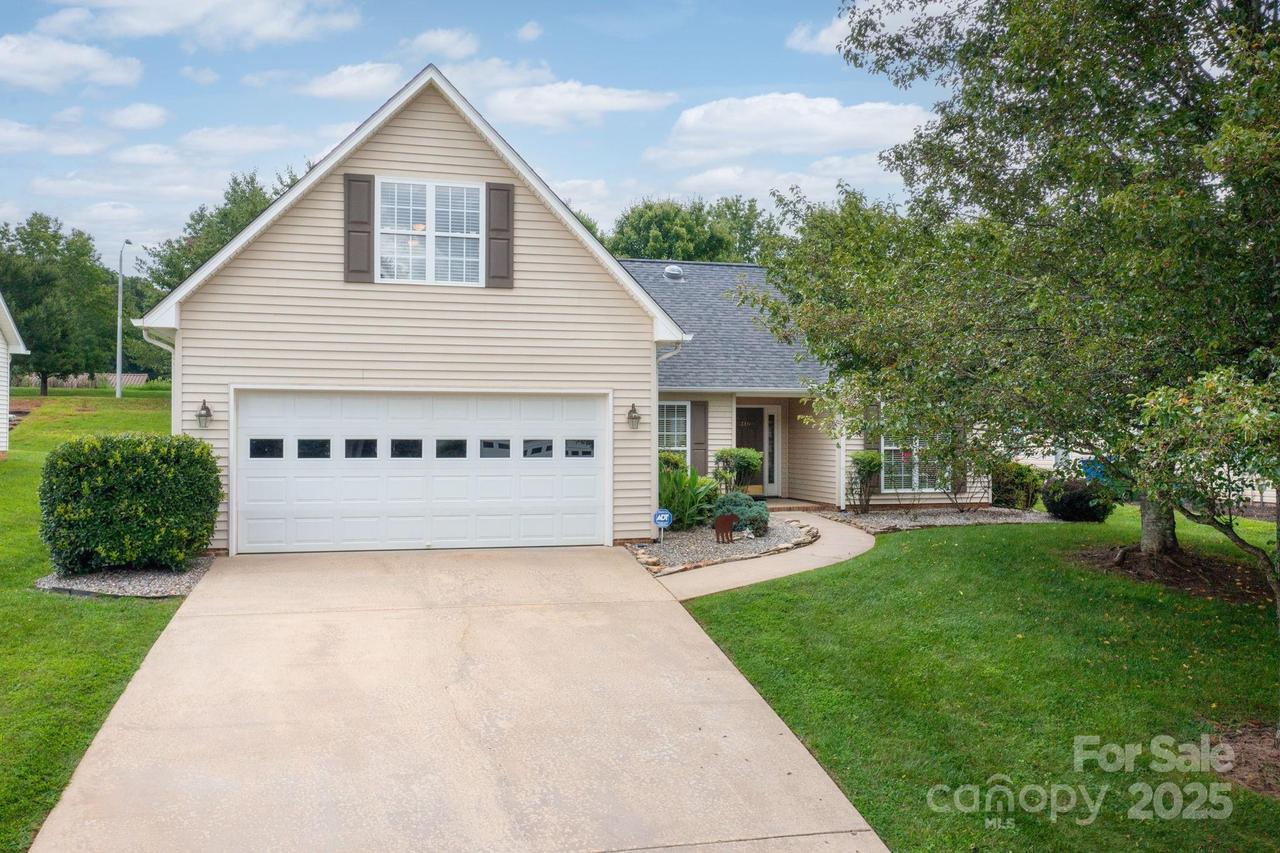 316 Pole Barn Dr., Asheville, NC 28806