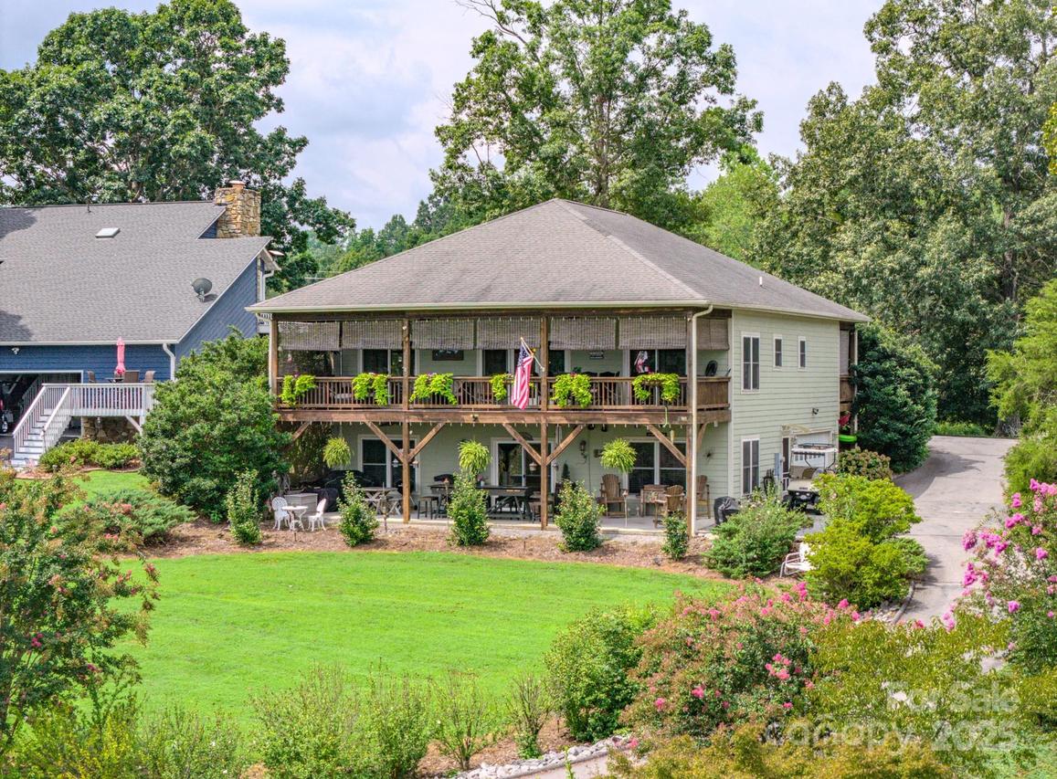 101 Lake Club Ln. #8, Nebo, NC 28761