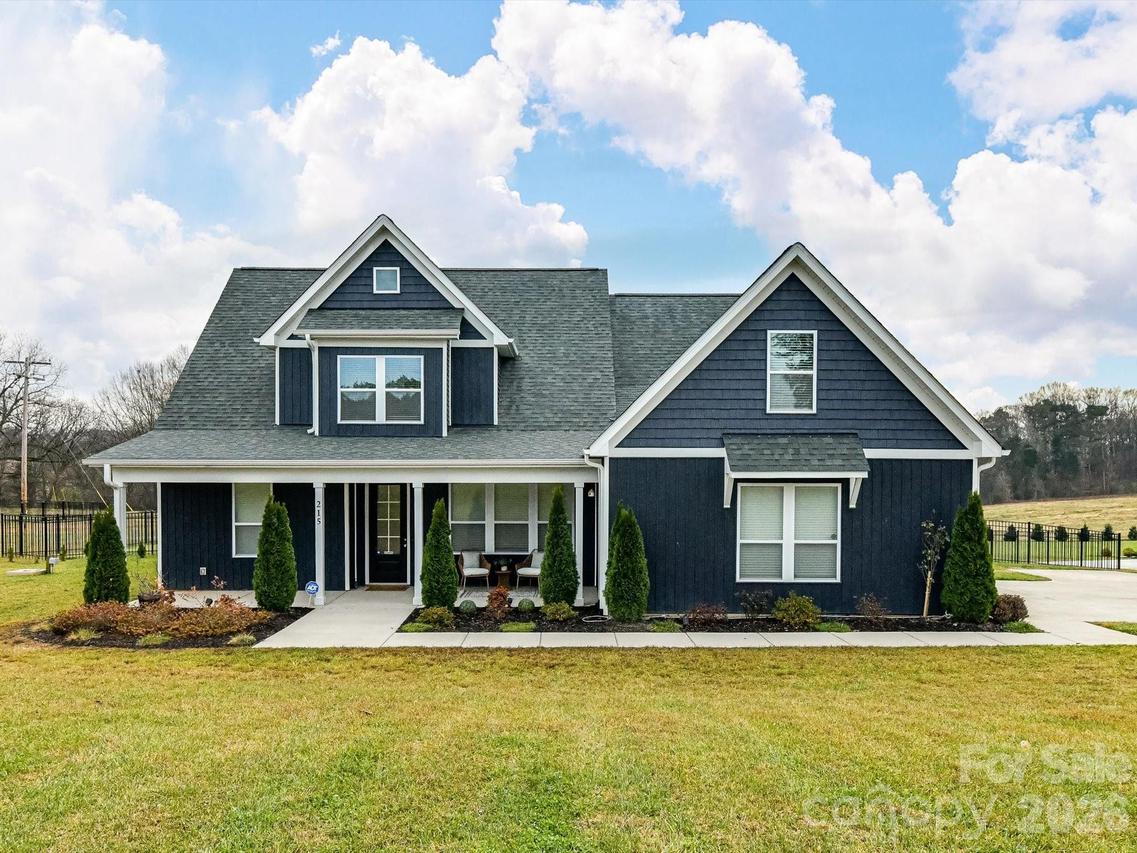 215 Lone Pine Rd., Statesville, NC 28625