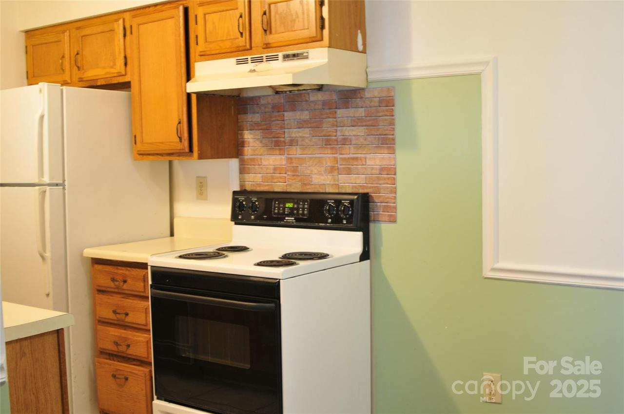 9601-A Vinca Cir., Charlotte, NC 28213