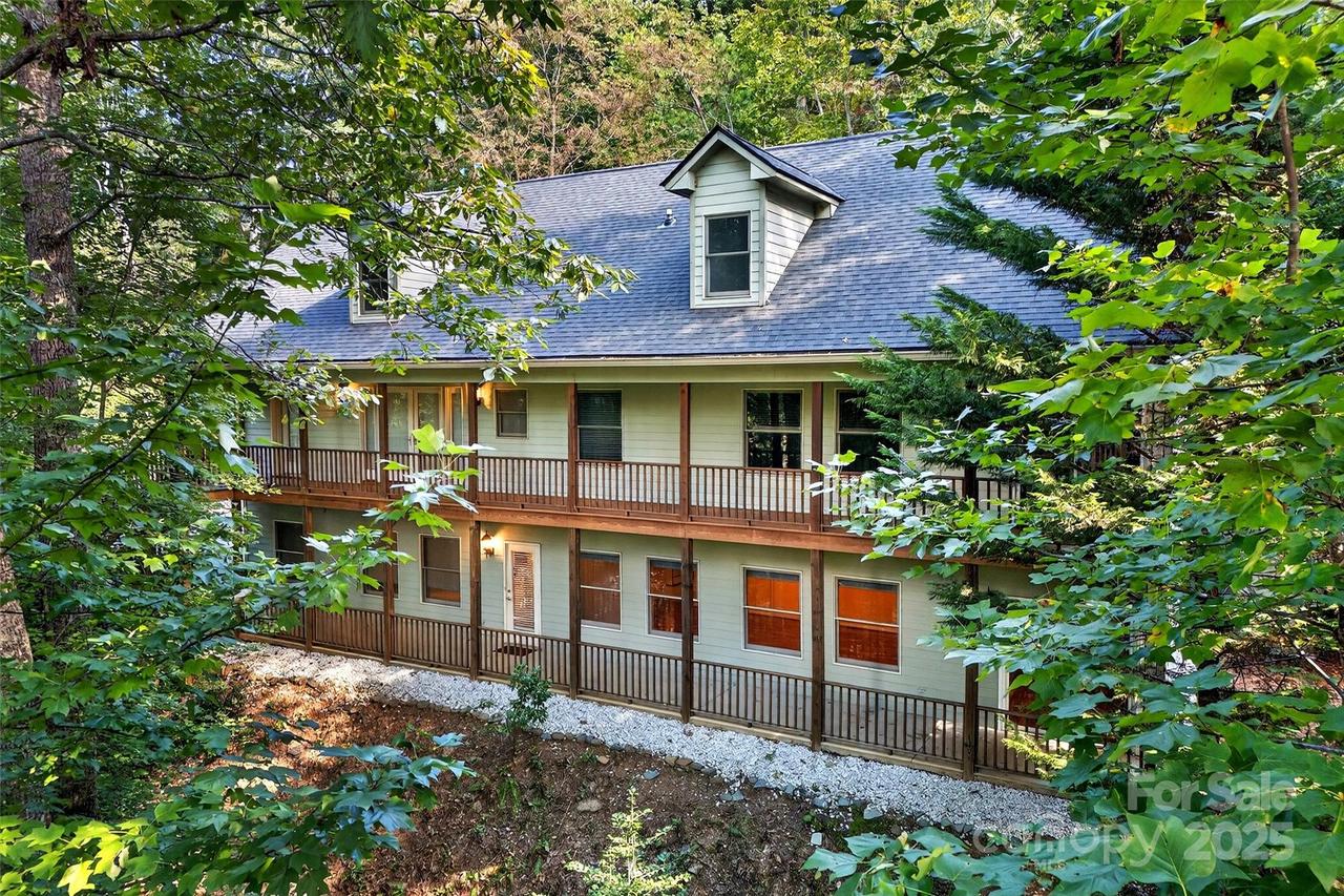 31 Timber Park Dr., Black Mountain, NC 28711