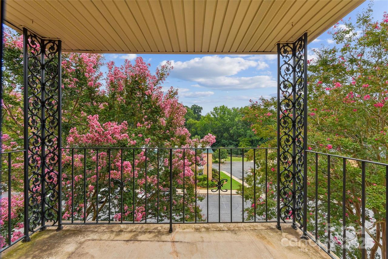4735 Hedgemore Dr. #T, Charlotte, NC 28209