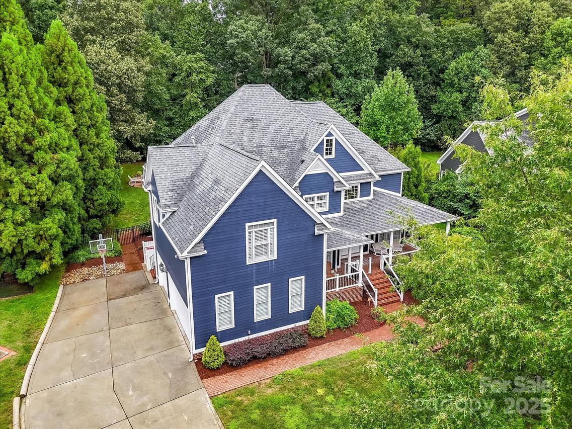 18517 Rollingdale Ln., Davidson, NC 28036