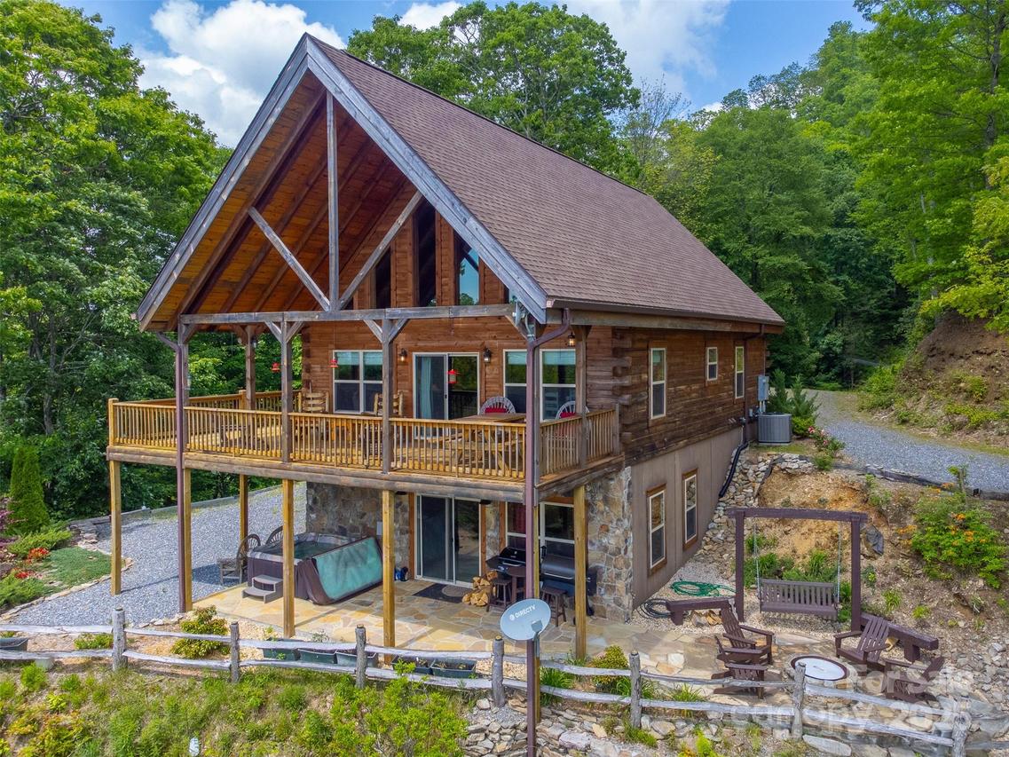 214 Indianola Ln., Bryson City, NC 28713
