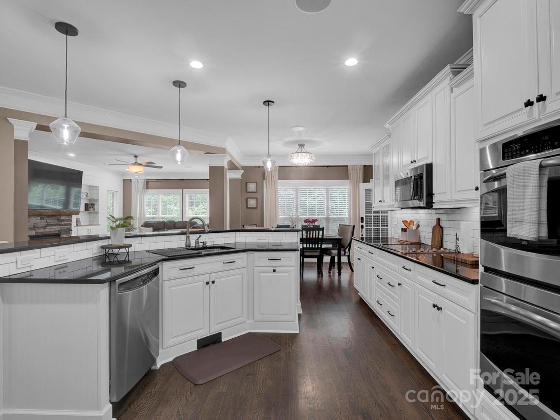 2652 Bedford Pl., Concord, NC 28027