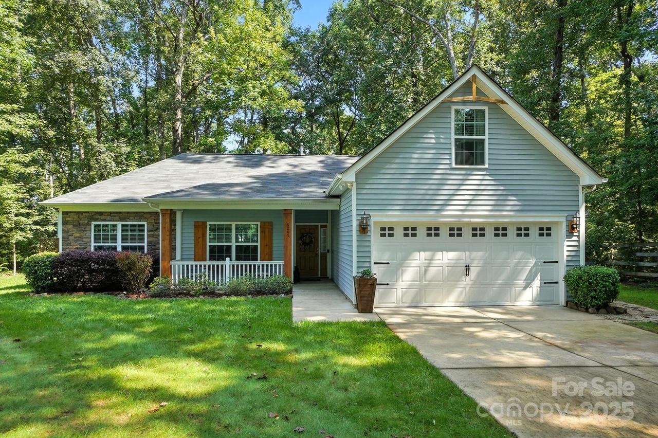 6205 Pamela St., Huntersville, NC 28078