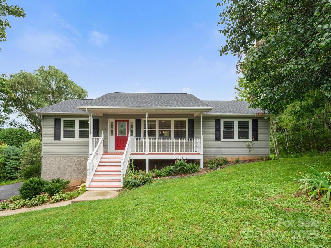 63 Ridge Brook Dr., Weaverville, NC 28787