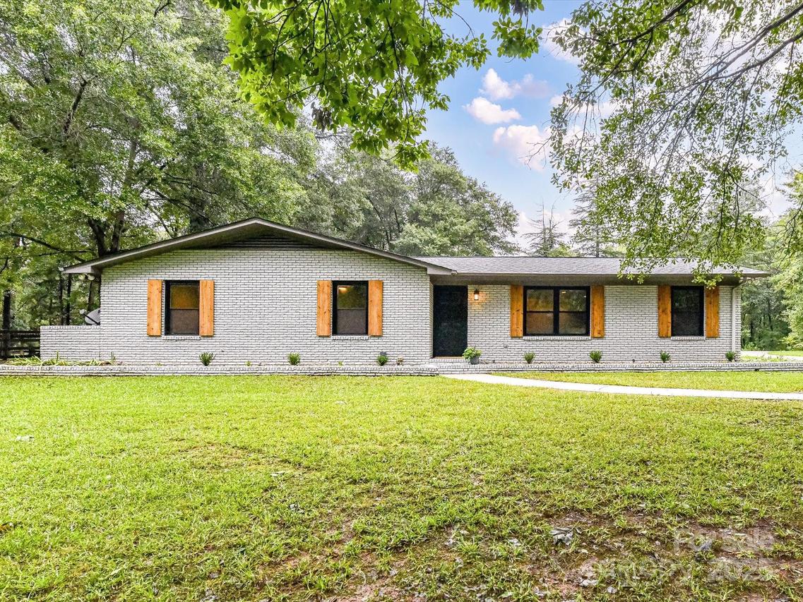 209 Falcon Dr., Concord, NC 28025