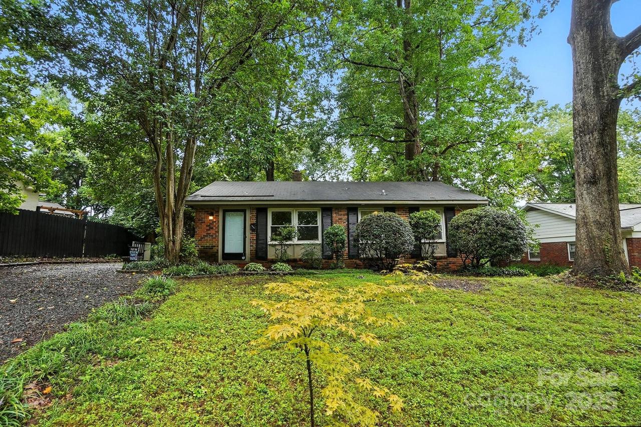 4044 Sheffield Dr., Charlotte, NC 28205