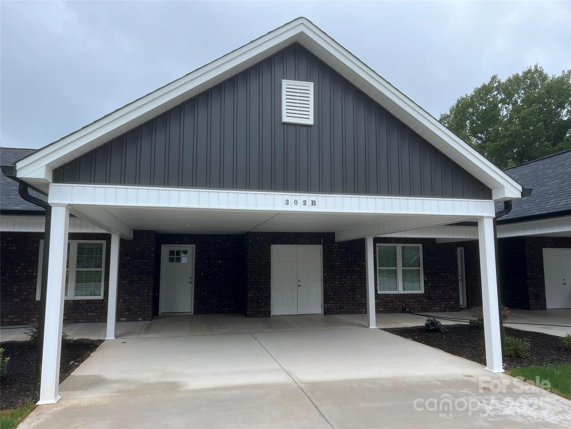 302 E Boyd St. #Unit B, Maiden, NC 28650