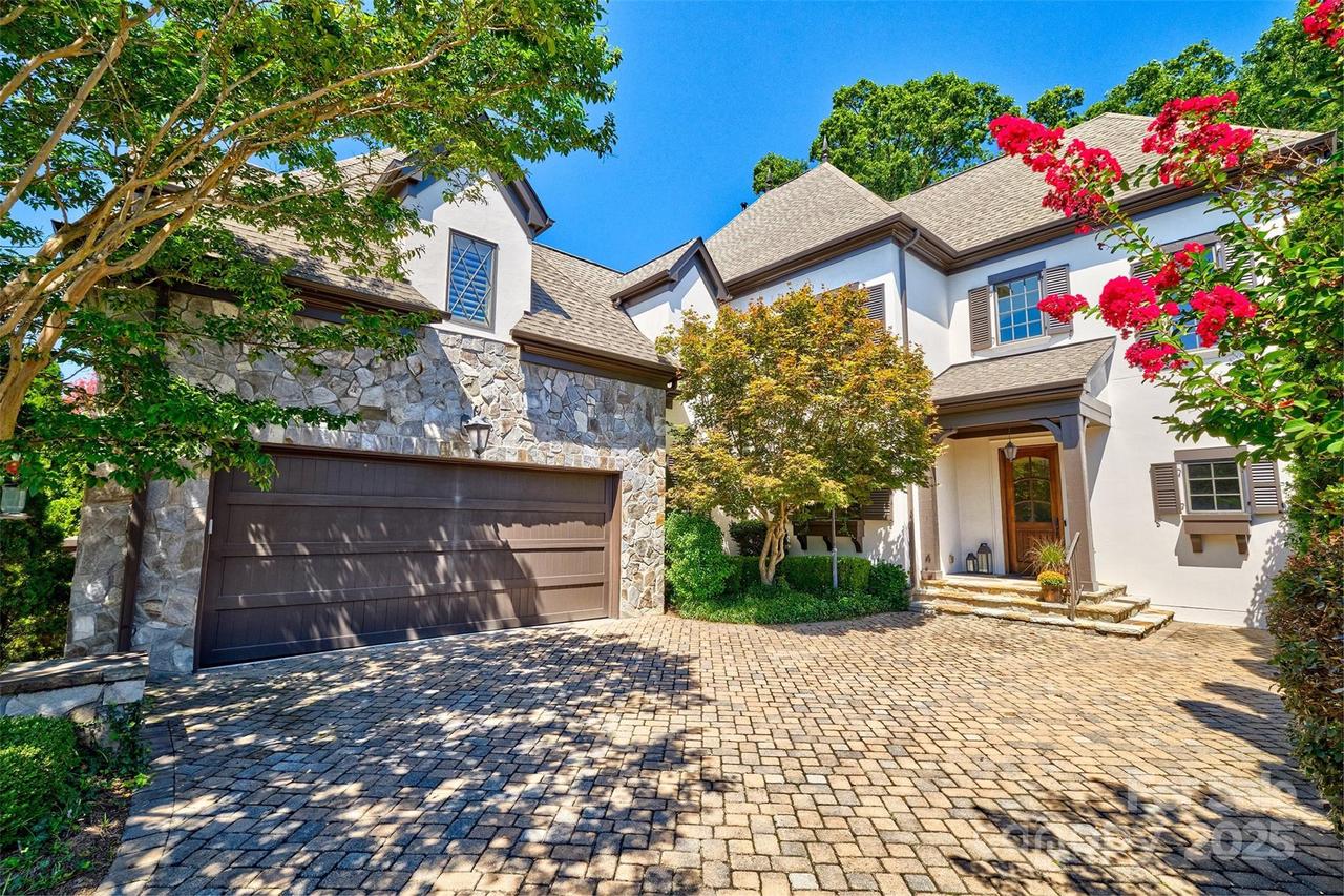13525 Grand Palisades Pkwy., Charlotte, NC 28278