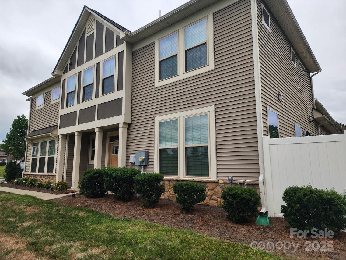 9341 Glenburn Ln., Charlotte, NC 28278