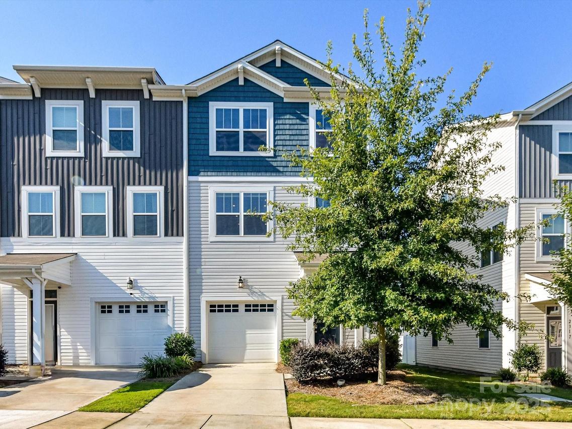 2313 Lazette Dr., Charlotte, NC 28216