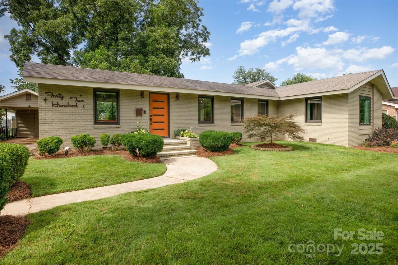 4200 Firethorne Rd., Charlotte, NC 28205