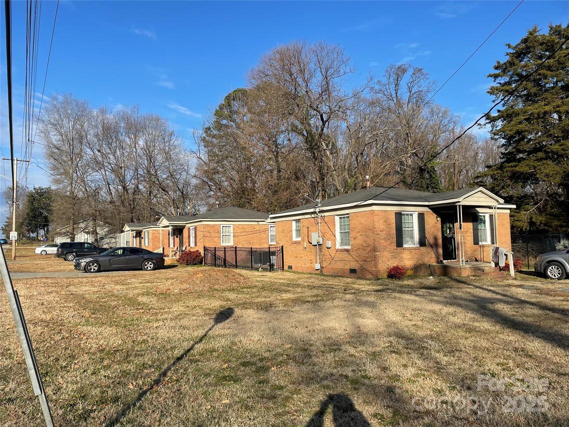 1902 Catherine Simmons Ave. #30, Charlotte, NC 28216
