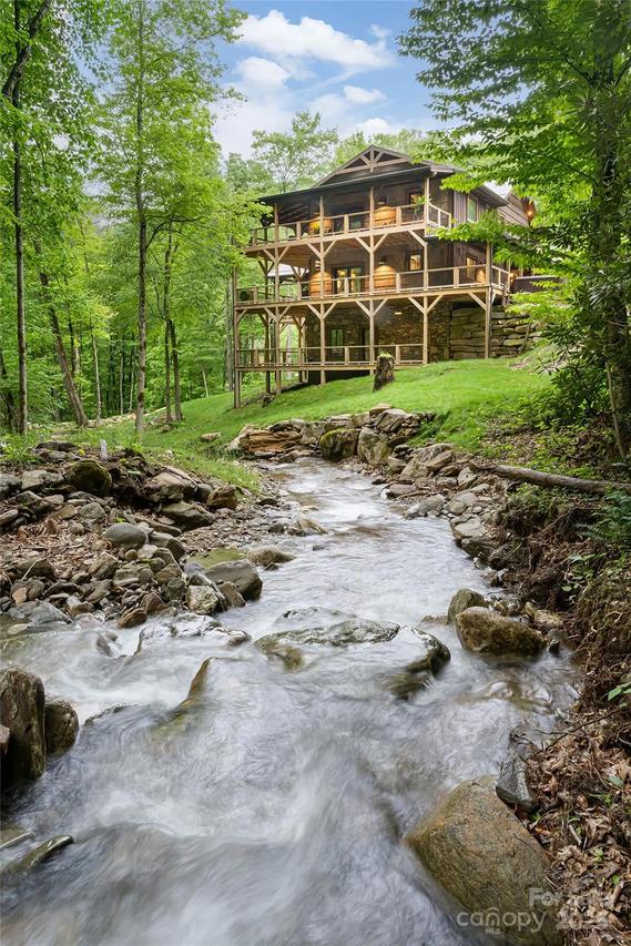 16 Gihon Waters Tr., Canton, NC 28716
