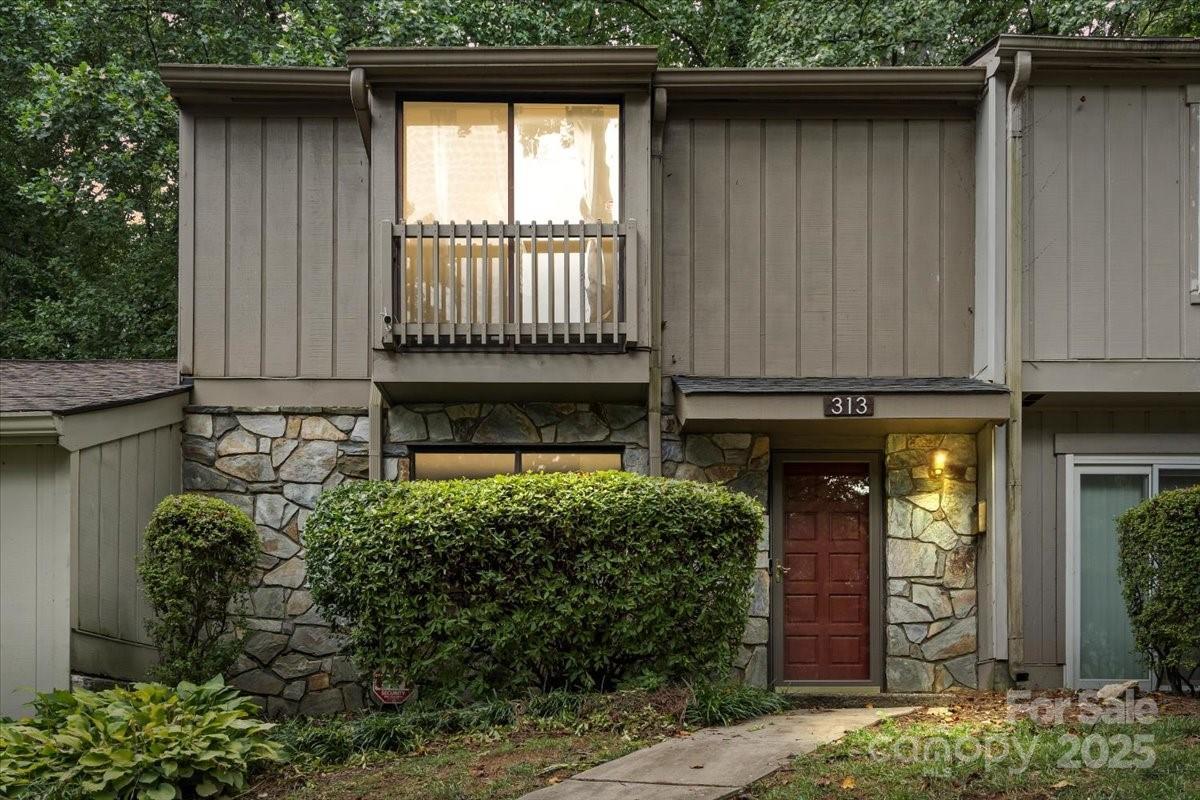 313 Lamplighter Cir., Winston Salem, NC 27104