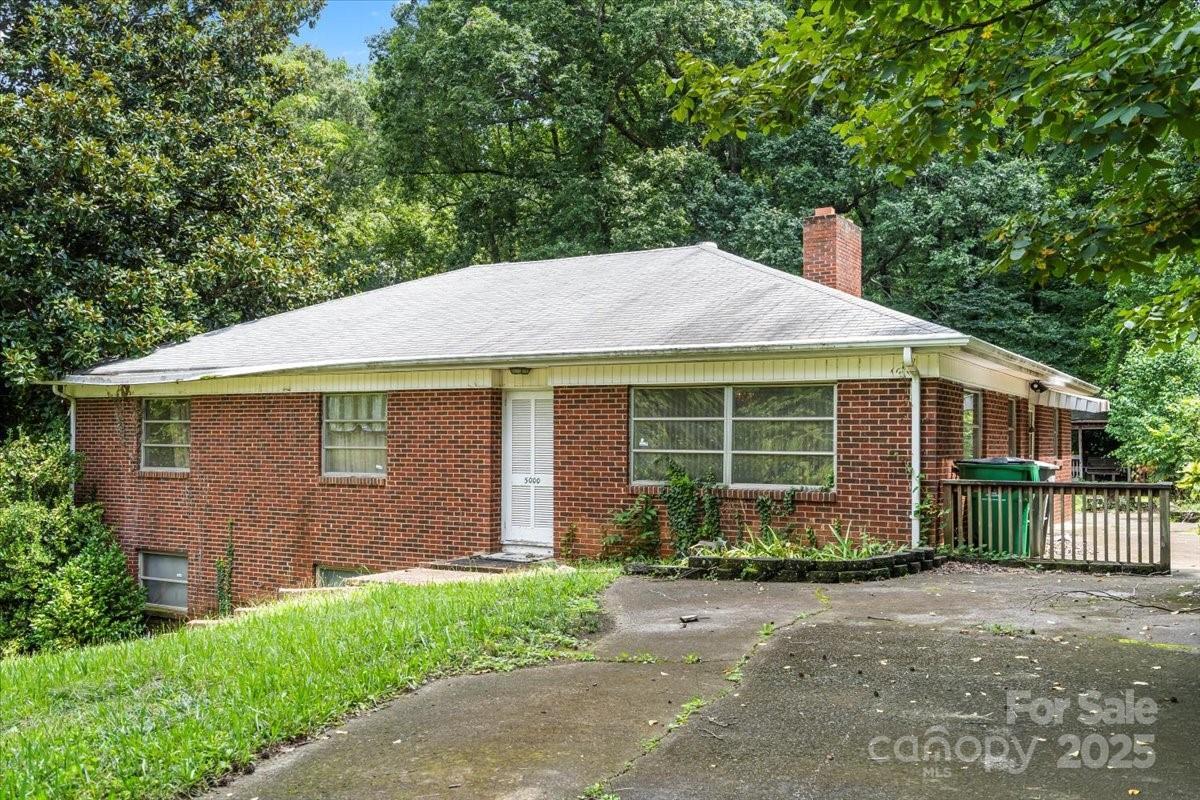 5000 Hoover Dr., Charlotte, NC 28269
