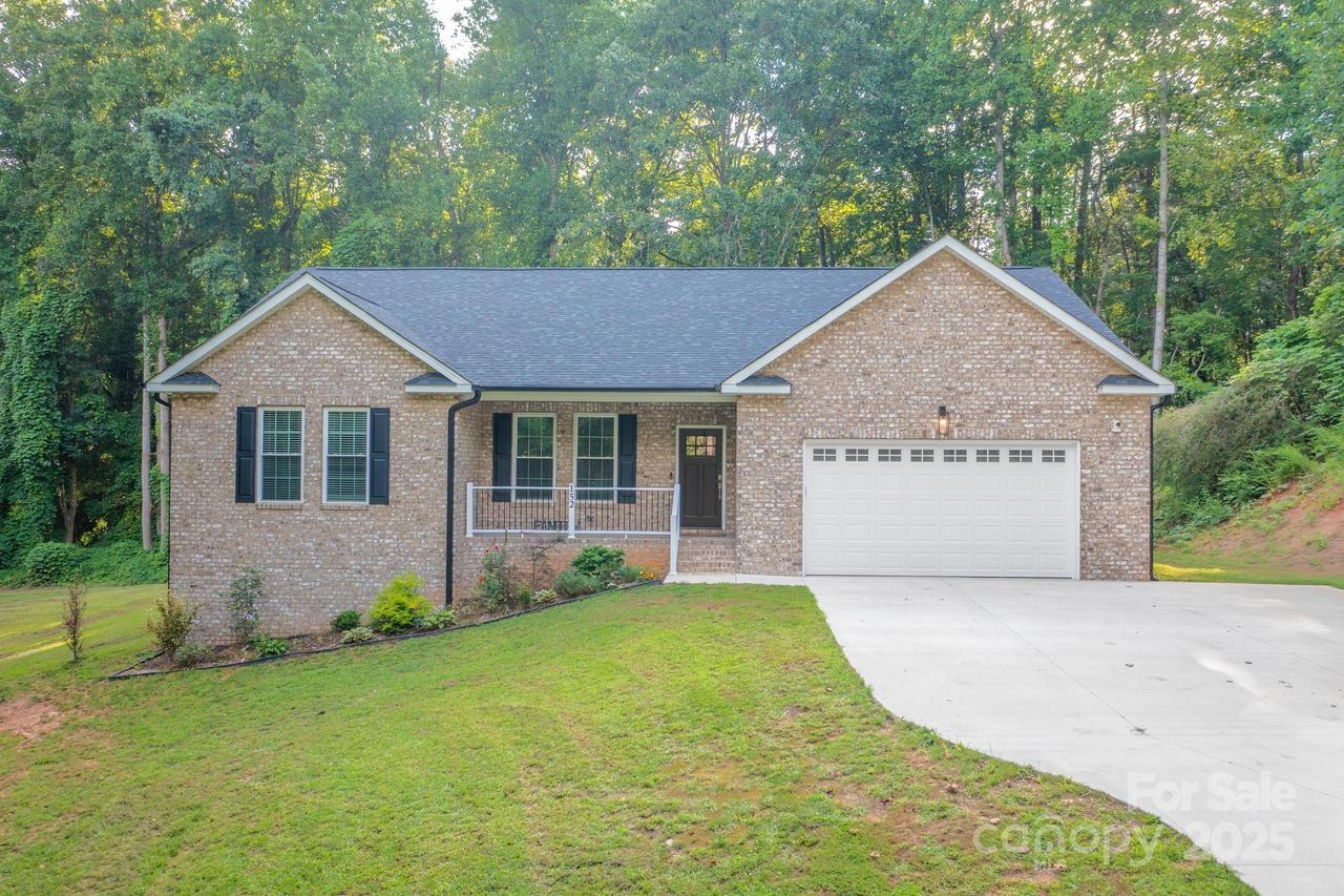 152 Postell Dr., Statesville, NC 28625