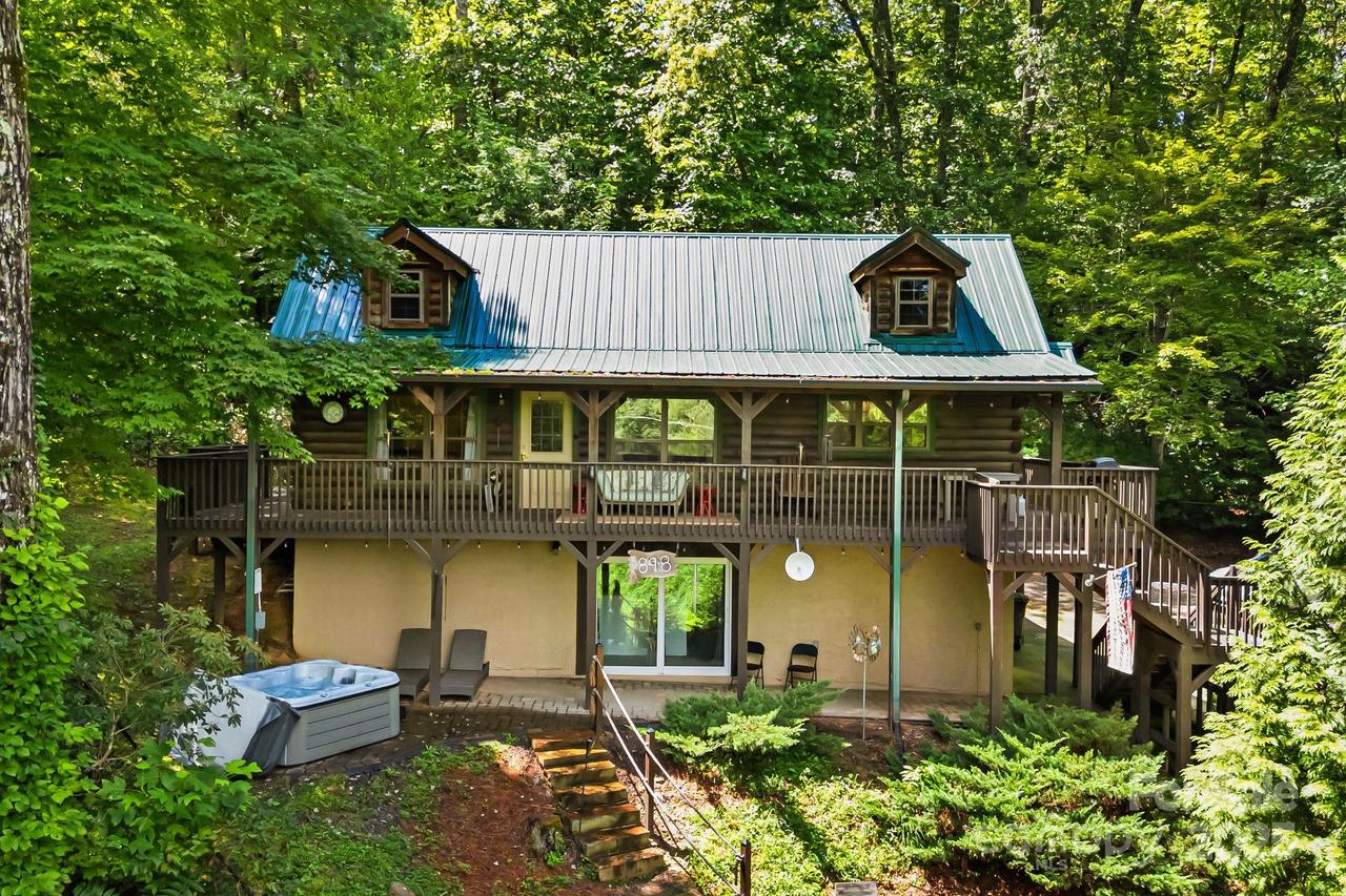 898 Morgan Hill Rd., Black Mountain, NC 28711