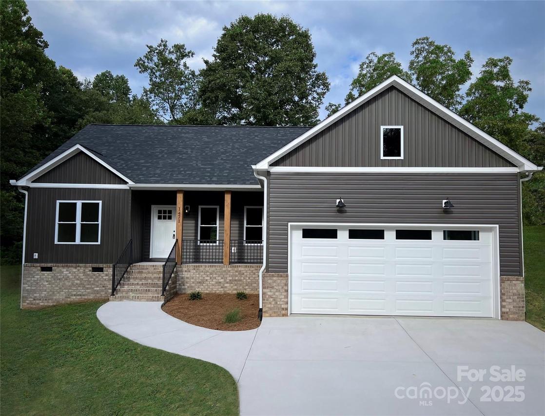 1471 20th St., Hickory, NC 28601
