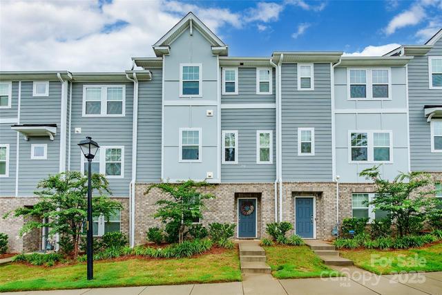 New Homes For Sale This Week That Attend Harding University High School: August 8th to August 14th