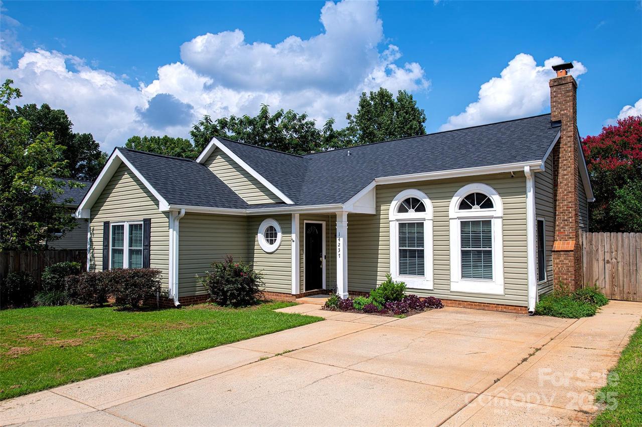 14237 Quartz Ln., Pineville, NC 28134