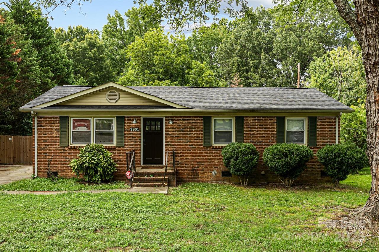 3801 Sofley Rd., Charlotte, NC 28206