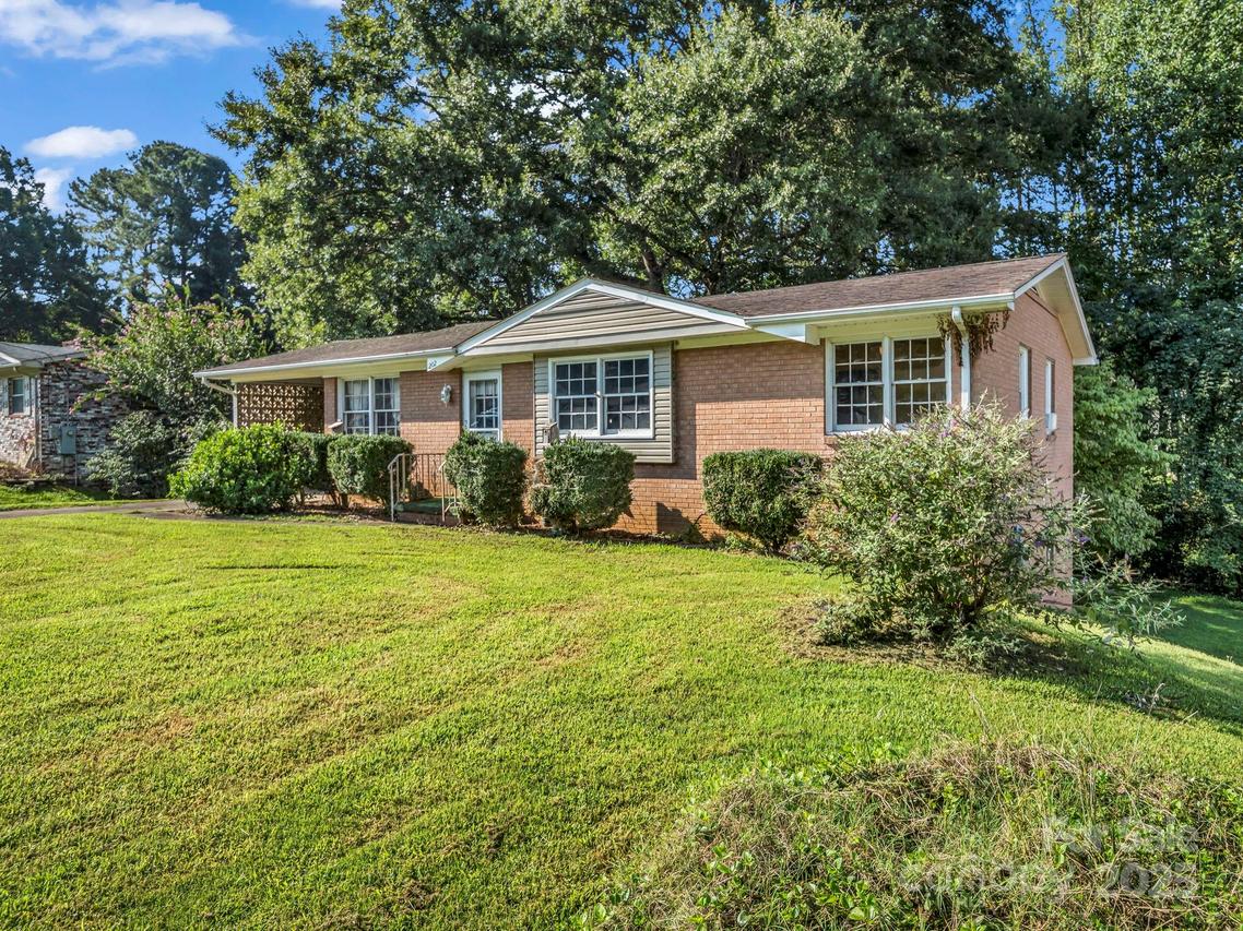 202 Kenwood Dr., Shelby, NC 28150