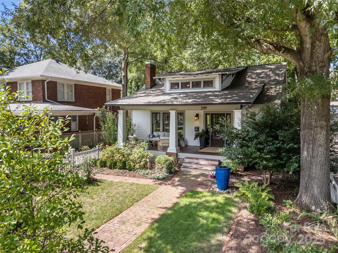 2119 The Plz., Charlotte, NC 28205