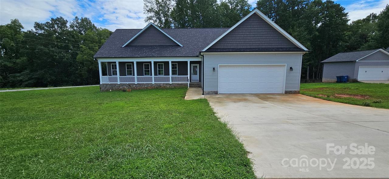 305 N C Ave., Maiden, NC 28650