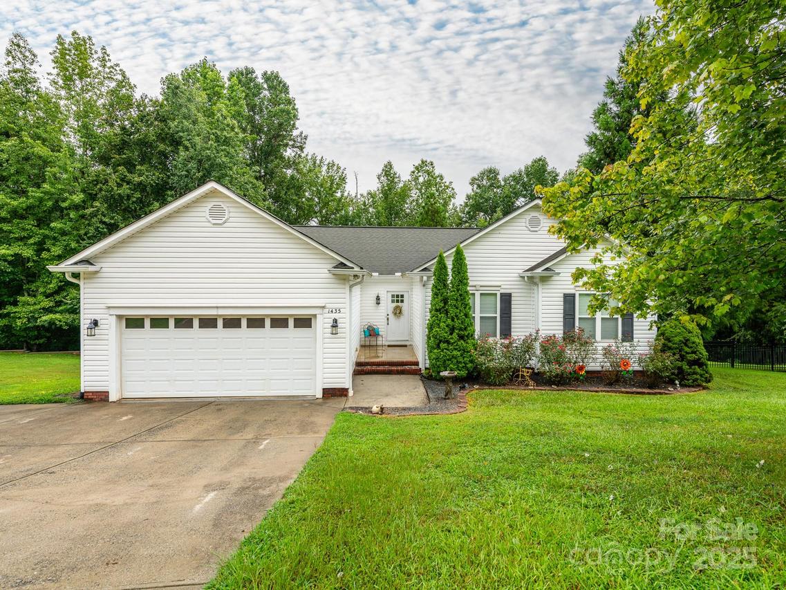 1435 Acorn Cir., Concord, NC 28025