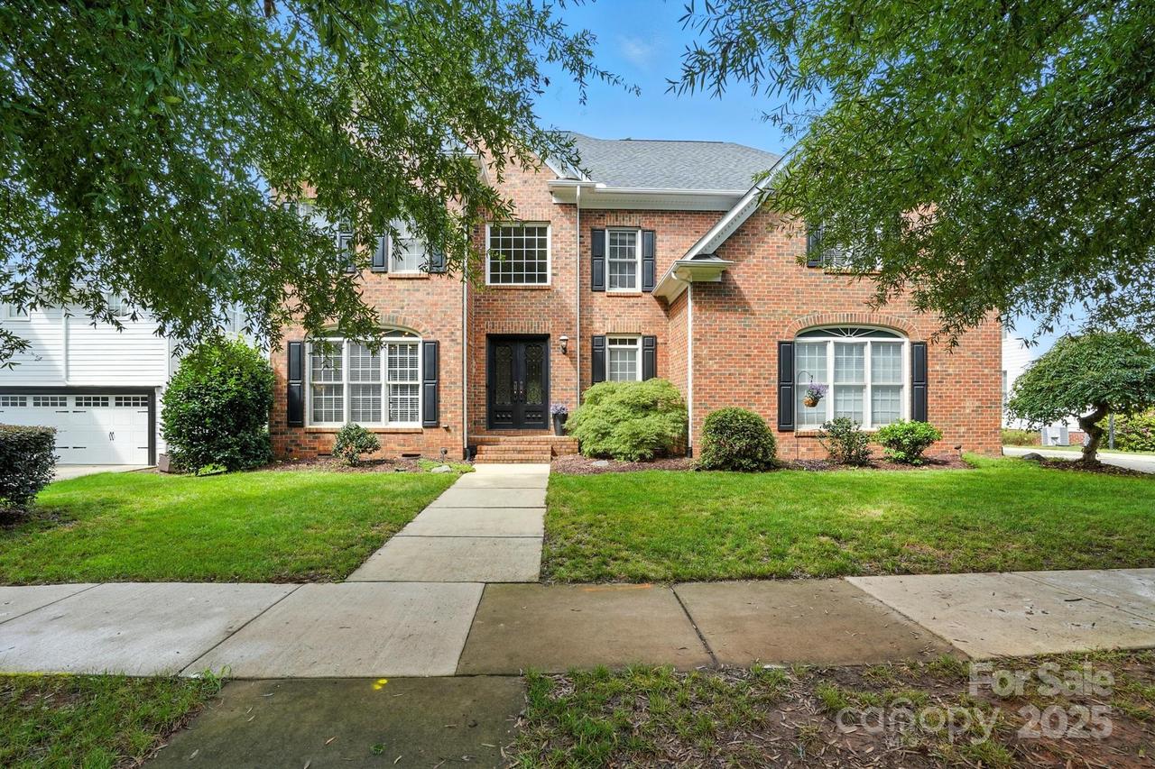 16135 Hallaton Dr., Huntersville, NC 28078