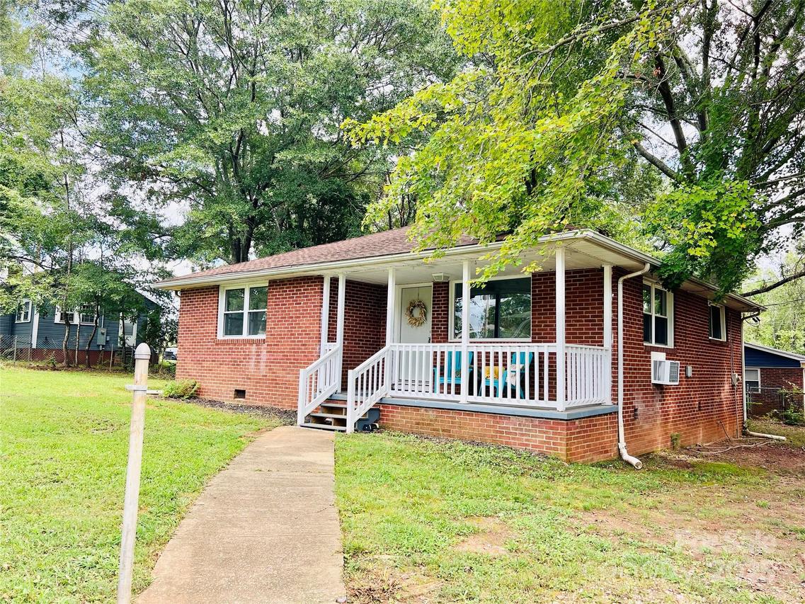115 Hill St., Forest City, NC 28043