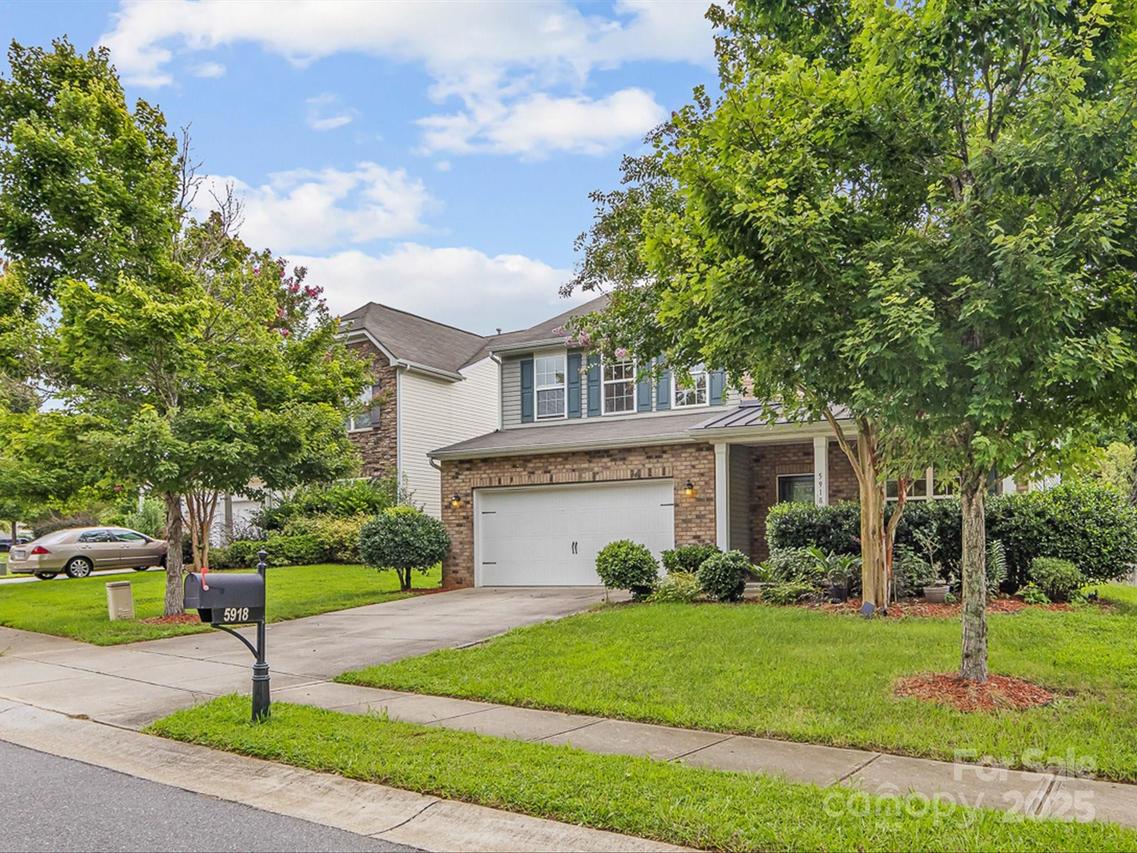 5918 Kelyn Hills Dr., Charlotte, NC 28278