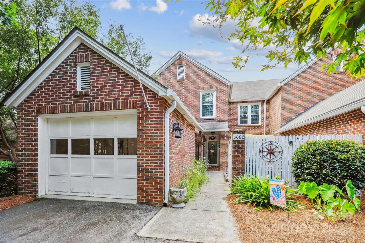 806 Colony Oaks Dr., Monroe, NC 28112