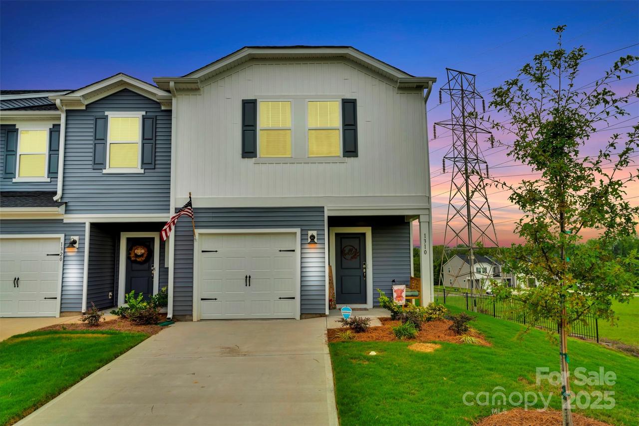 1310 Falling Acorn Ln., Concord, NC 28027